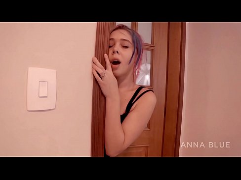 ❤️ હું મારા ભાઈ પાસે પાછો આવ્યો. મેં તેની ગર્લફ્રેન્ડ સાથે સેક્સ કર્યું હતું. લેસ્બિયન વળતર. ️  gu.sayhentai.ru પર